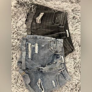 2 pack woman’s Black and blue pacsun jean shorts